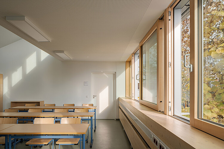 Otto-Hahn-Schule Frankfurt am Main Klassenzimmer innen