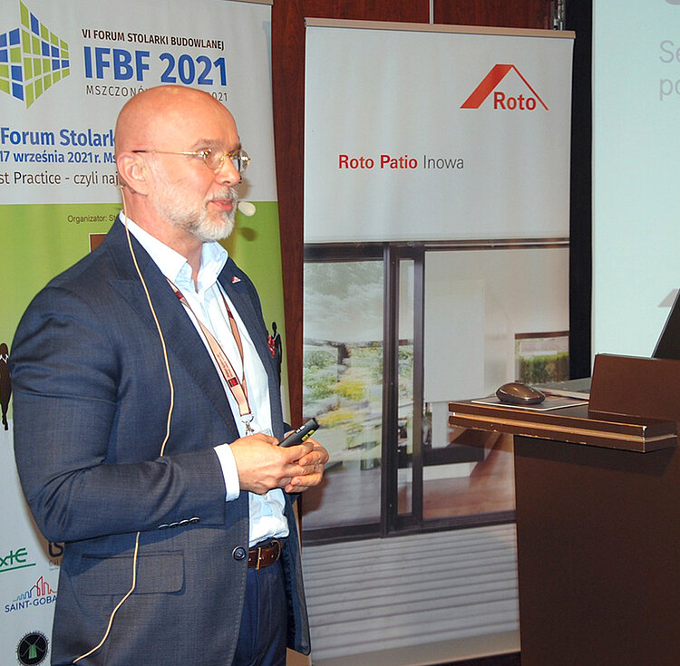 Cele i doświadczenia z budowy sieci serwisu okien i drzwi na przykładzie Roto Professional Service, Paweł Szkodziak, dyrektor ds. marketingu Roto Polska.