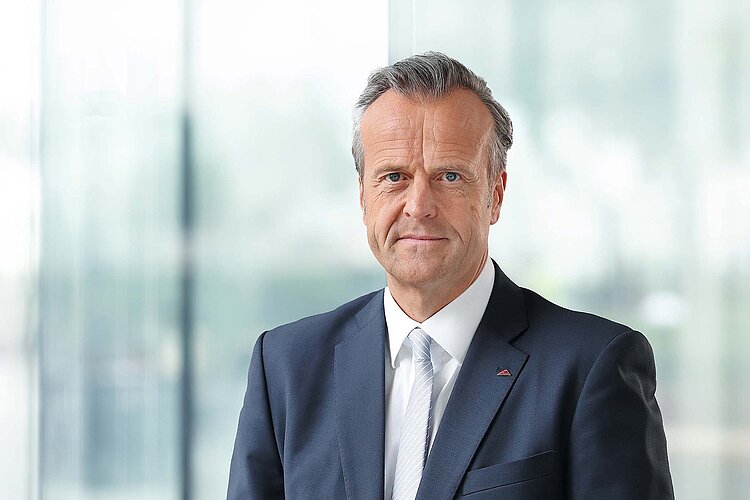 Marcus Sander, CEO der Roto Frank Fenster- und Türtechnologie GmbH