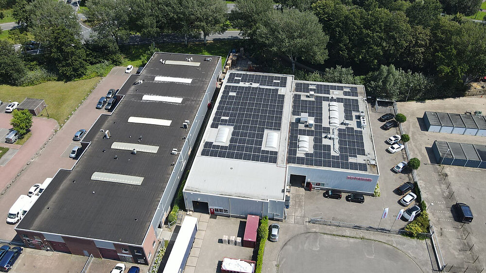 Roof photovoltaic system at Deventer’s Breda site